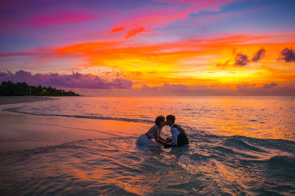 On honeymoon in high season versus low season