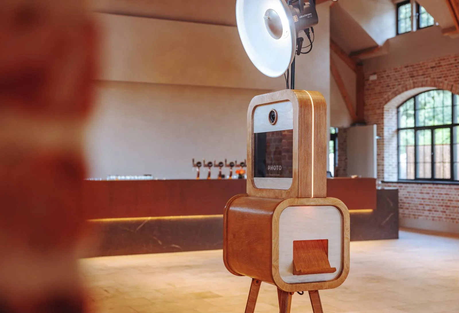 Neobooth - Image 1