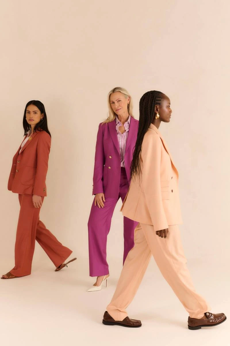 Pursuit Femmes Suitekledij - Image 1