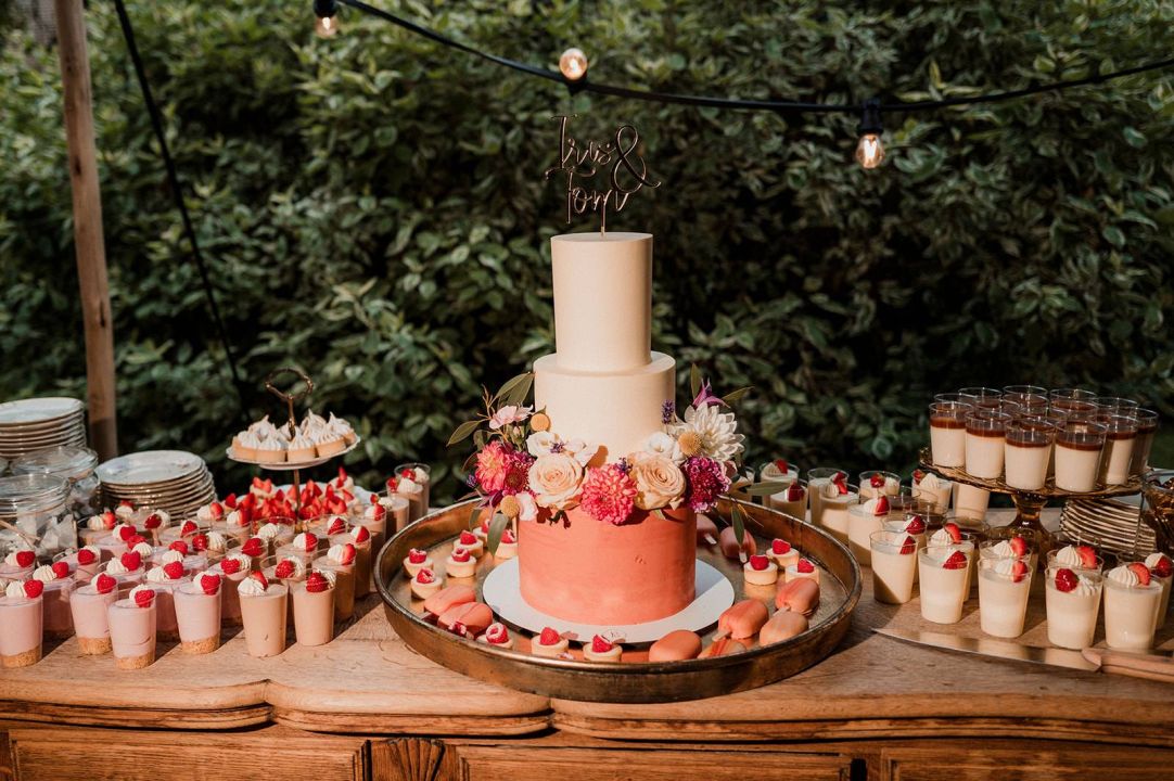 Gâteau de mariage fontaine - Photo de Tendances mariage - Rose