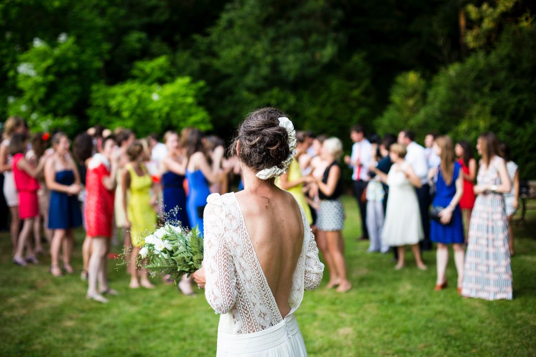 Vervallen voorzien lengte SOS dress codes: wat trek je aan naar een trouwfeest? - House of Weddings