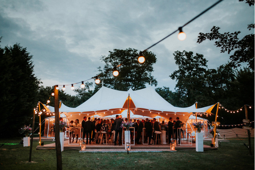 Analytisch Minimaliseren Trouwens Tent huren – Ontdek de beste feesttenten op House of Weddings